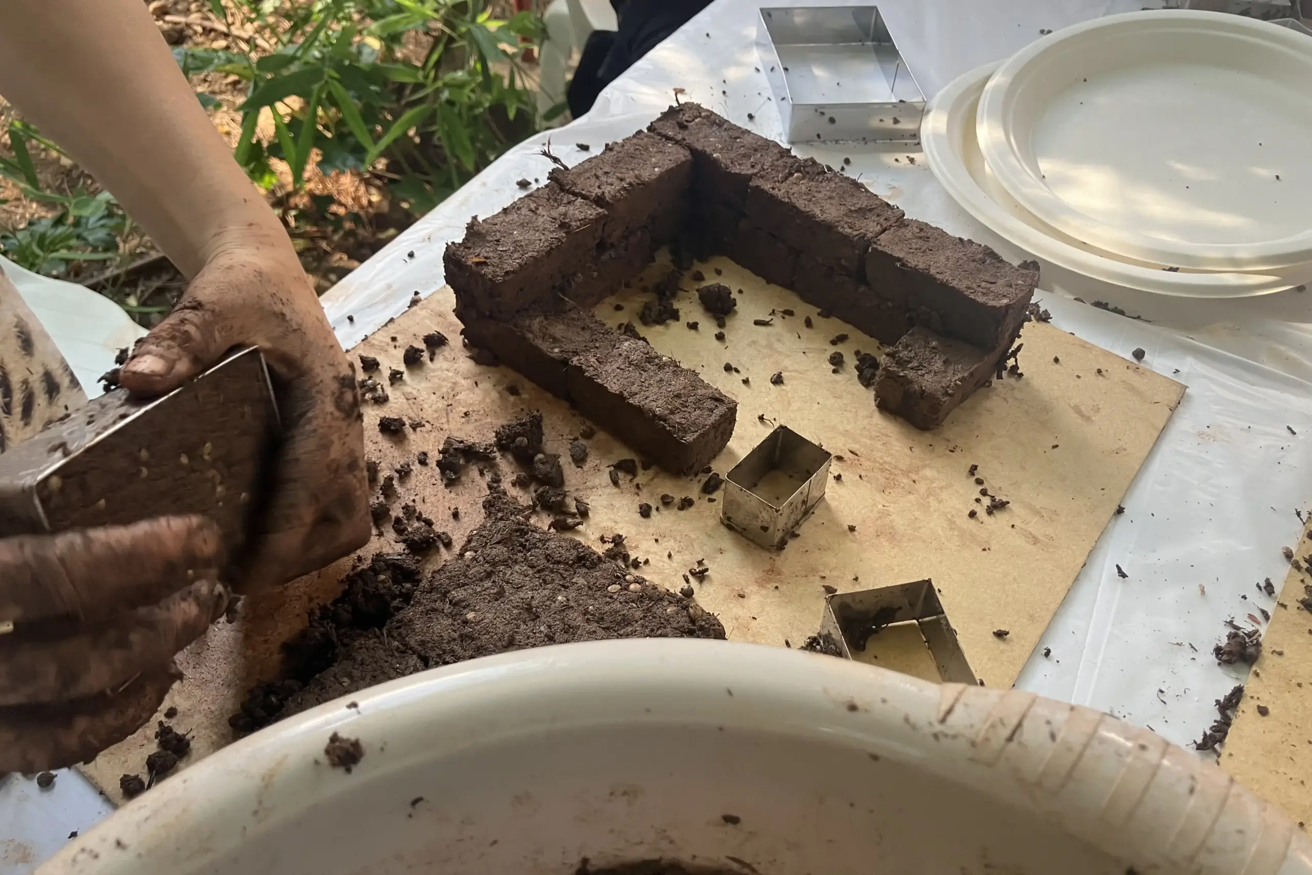 Bloques de barro hechos a mano